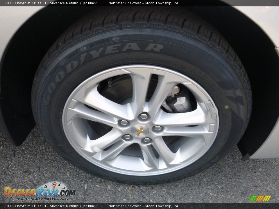 2018 Chevrolet Cruze LT Silver Ice Metallic / Jet Black Photo #9