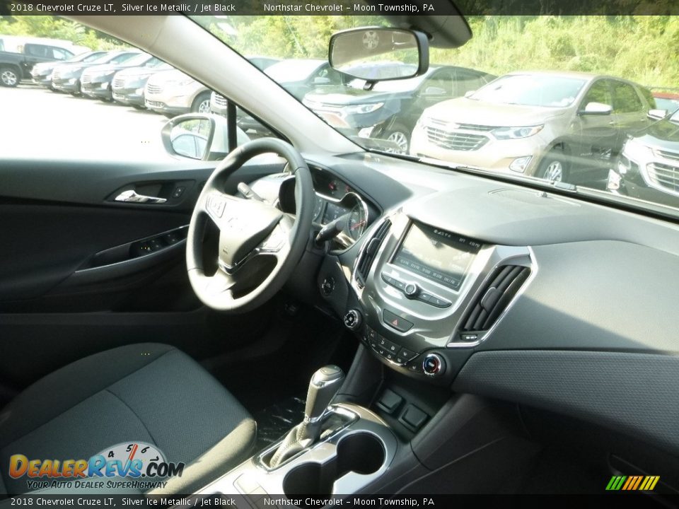 2018 Chevrolet Cruze LT Silver Ice Metallic / Jet Black Photo #11
