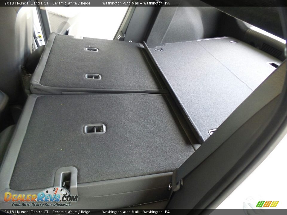 2018 Hyundai Elantra GT Ceramic White / Beige Photo #12