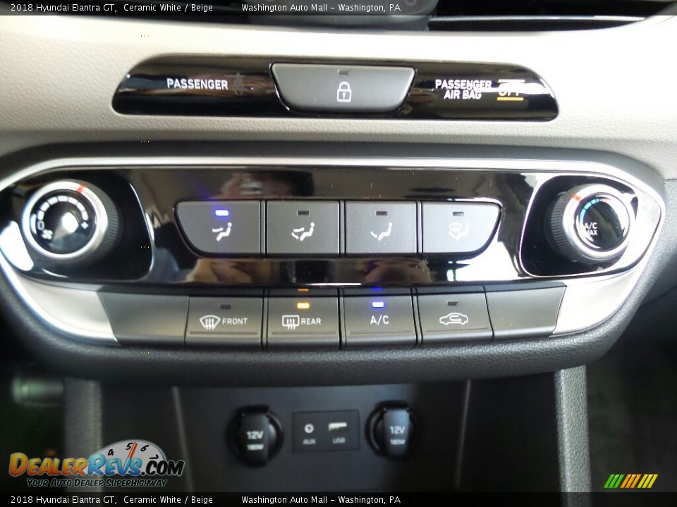 Controls of 2018 Hyundai Elantra GT  Photo #28