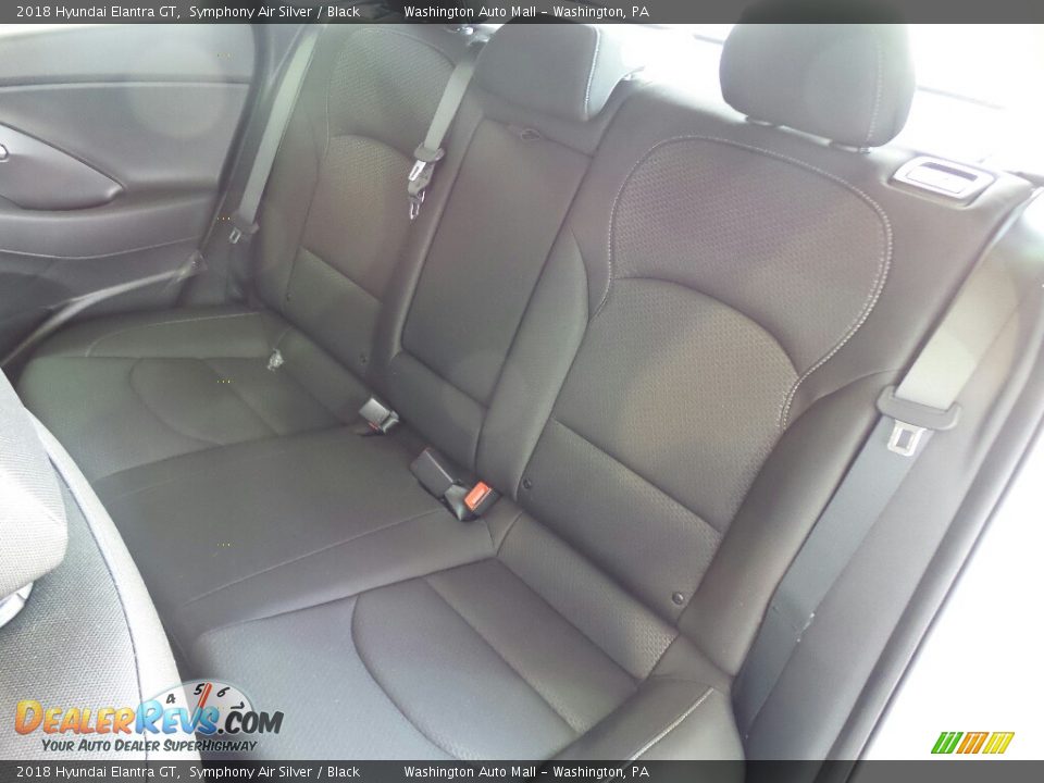 2018 Hyundai Elantra GT Symphony Air Silver / Black Photo #11