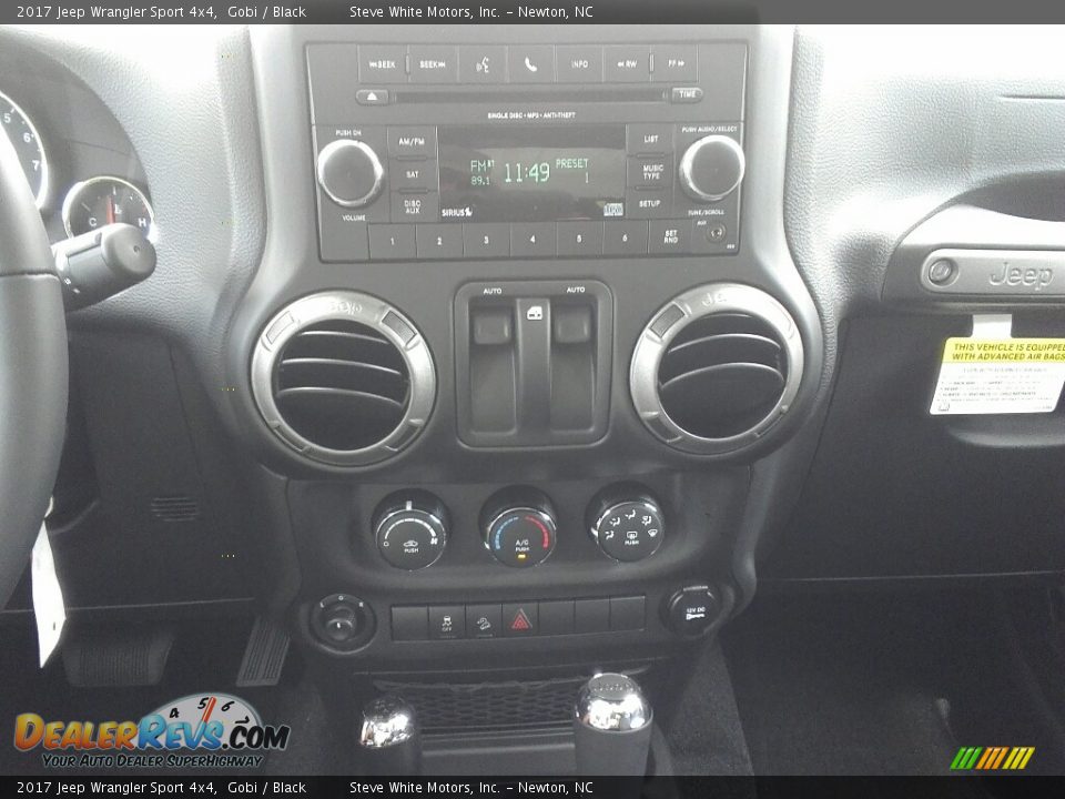 2017 Jeep Wrangler Sport 4x4 Gobi / Black Photo #20