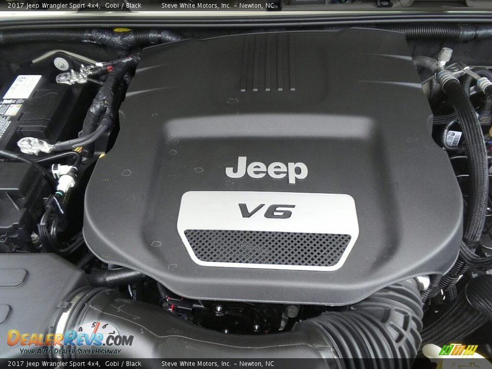 2017 Jeep Wrangler Sport 4x4 Gobi / Black Photo #24