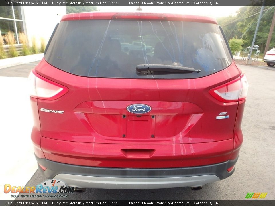 2015 Ford Escape SE 4WD Ruby Red Metallic / Medium Light Stone Photo #3