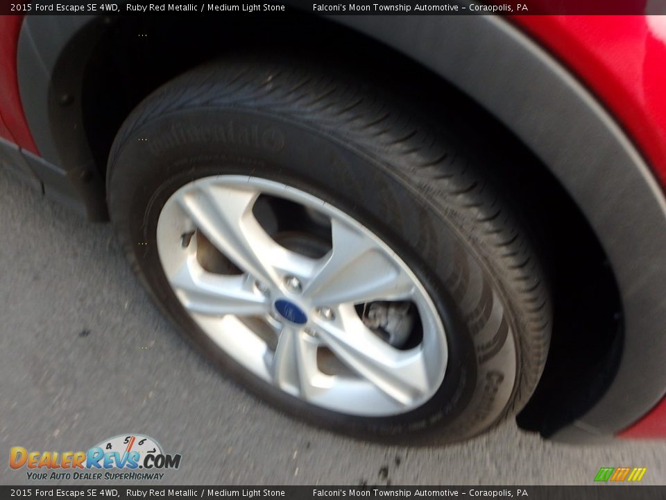 2015 Ford Escape SE 4WD Ruby Red Metallic / Medium Light Stone Photo #10