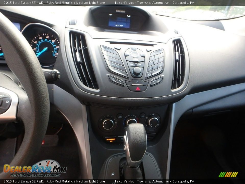 2015 Ford Escape SE 4WD Ruby Red Metallic / Medium Light Stone Photo #22