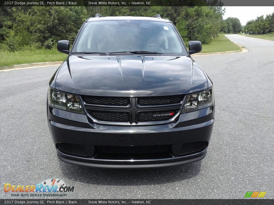 2017 Dodge Journey SE Pitch Black / Black Photo #3