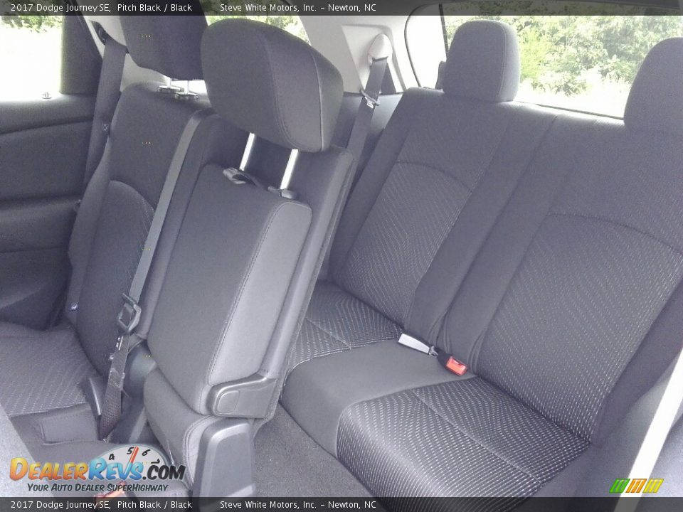 2017 Dodge Journey SE Pitch Black / Black Photo #11