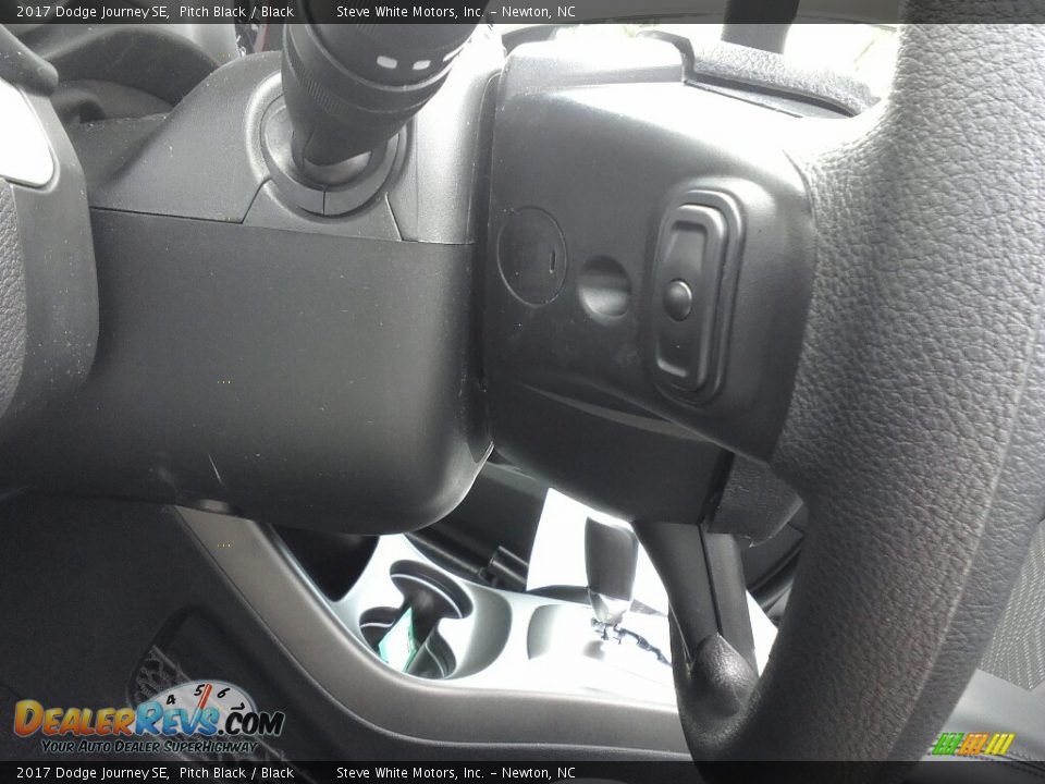 2017 Dodge Journey SE Pitch Black / Black Photo #18