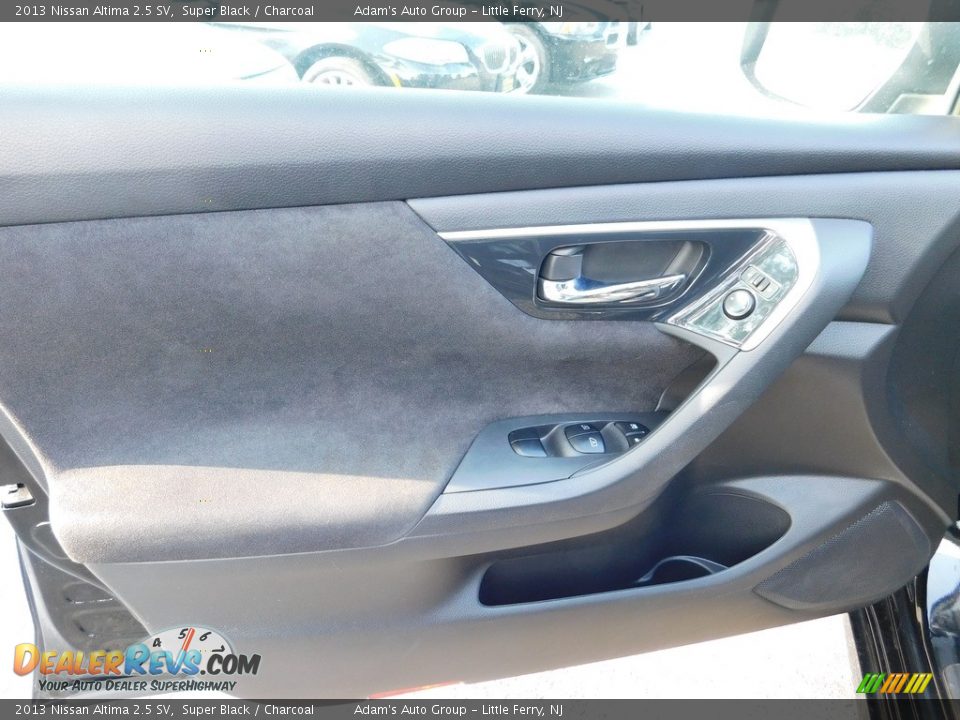 2013 Nissan Altima 2.5 SV Super Black / Charcoal Photo #11