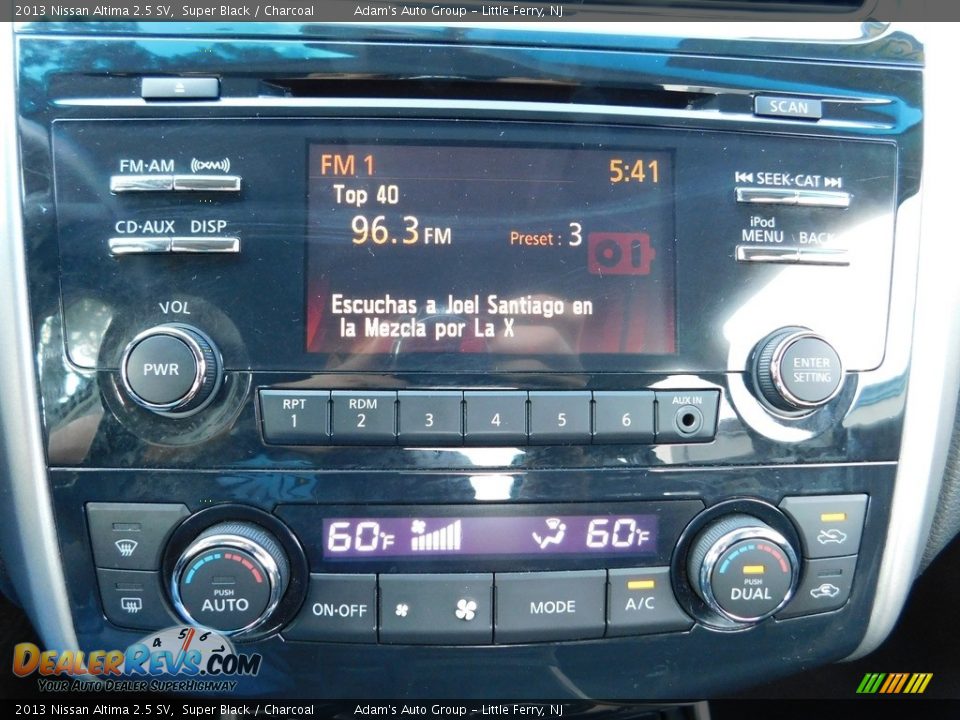 2013 Nissan Altima 2.5 SV Super Black / Charcoal Photo #28