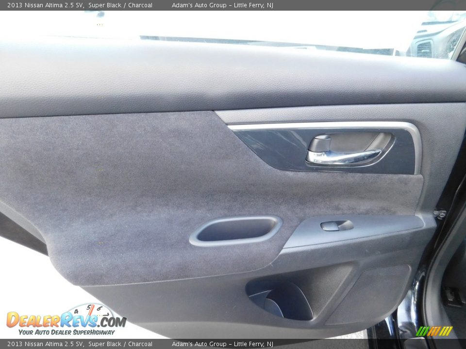 2013 Nissan Altima 2.5 SV Super Black / Charcoal Photo #33