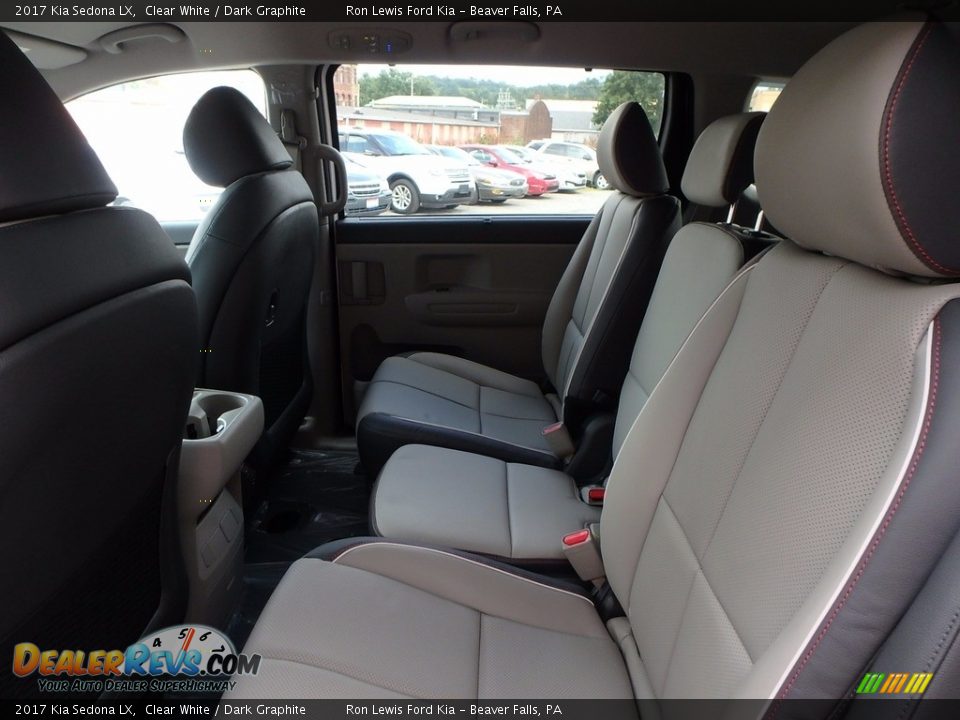 2017 Kia Sedona LX Clear White / Dark Graphite Photo #11