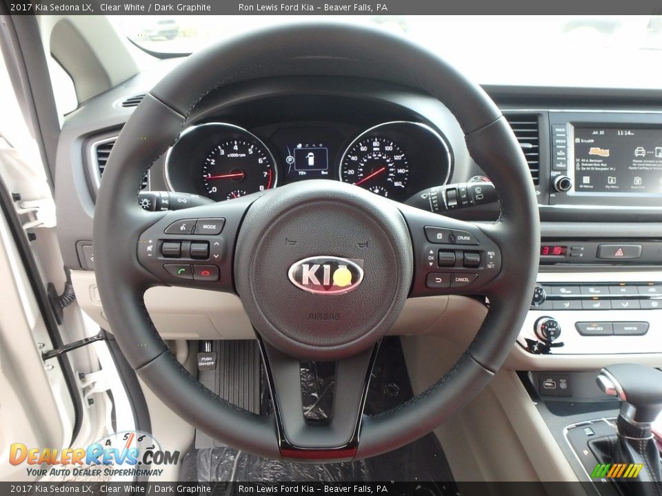 2017 Kia Sedona LX Clear White / Dark Graphite Photo #16