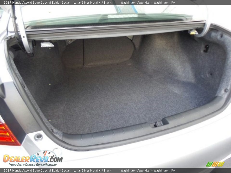 2017 Honda Accord Sport Special Edition Sedan Lunar Silver Metallic / Black Photo #12