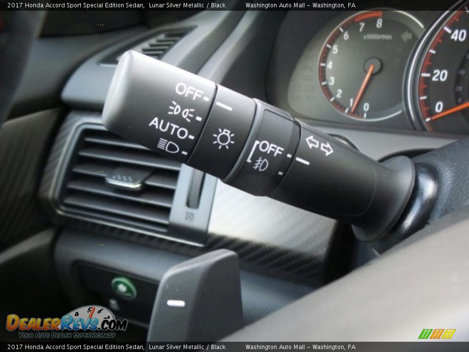 2017 Honda Accord Sport Special Edition Sedan Lunar Silver Metallic / Black Photo #19