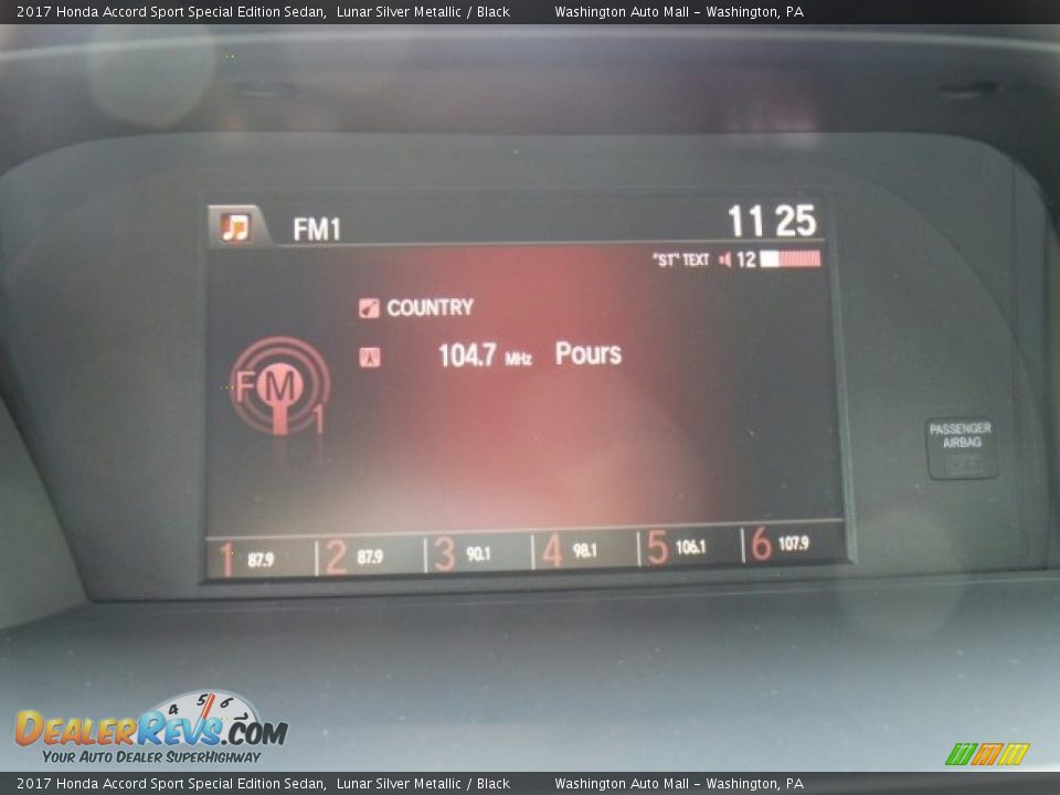 2017 Honda Accord Sport Special Edition Sedan Lunar Silver Metallic / Black Photo #22