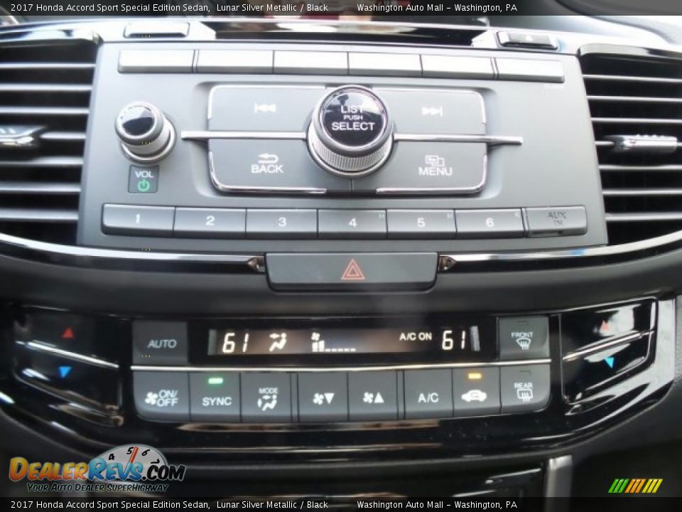 2017 Honda Accord Sport Special Edition Sedan Lunar Silver Metallic / Black Photo #24