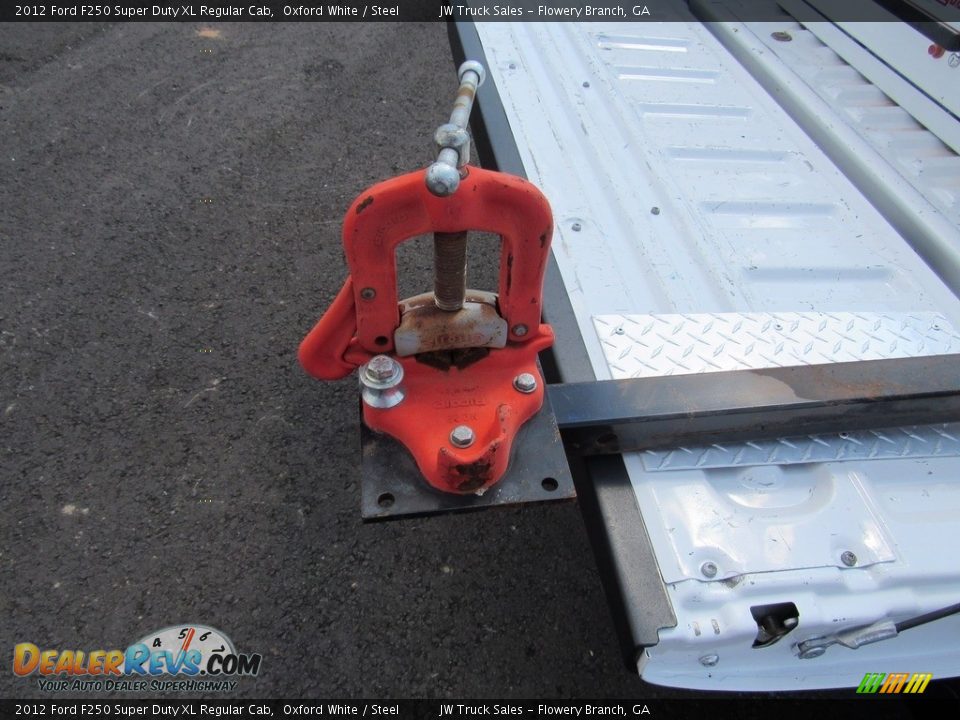2012 Ford F250 Super Duty XL Regular Cab Oxford White / Steel Photo #19
