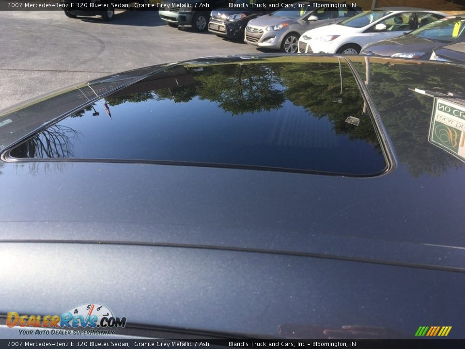 2007 Mercedes-Benz E 320 Bluetec Sedan Granite Grey Metallic / Ash Photo #17
