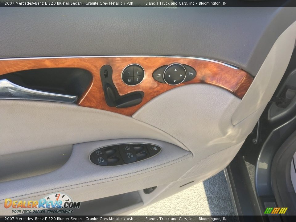 2007 Mercedes-Benz E 320 Bluetec Sedan Granite Grey Metallic / Ash Photo #23