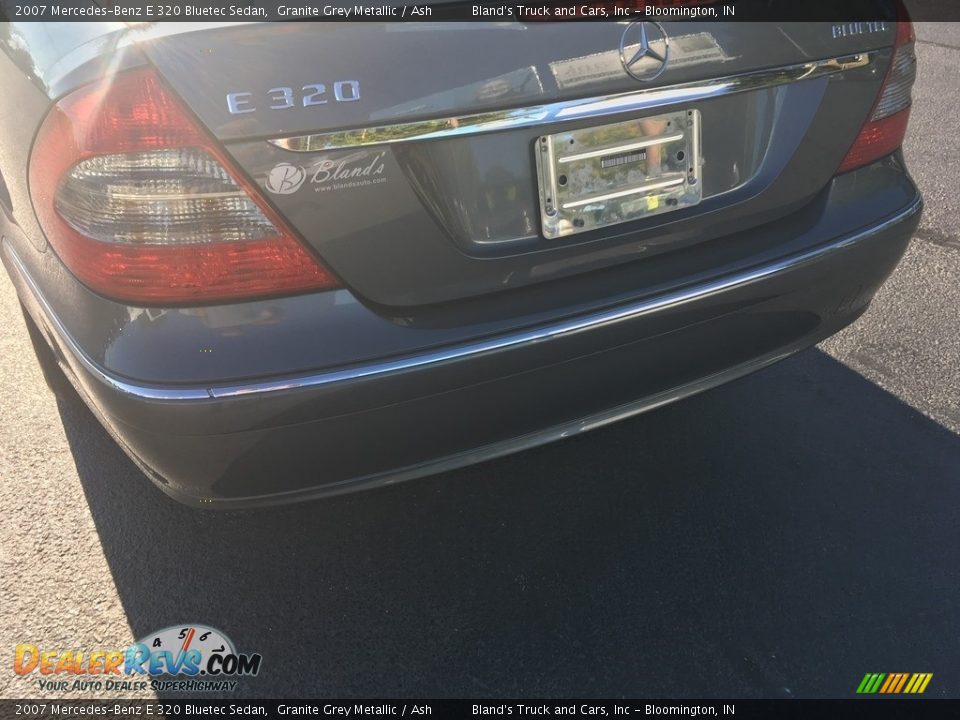 2007 Mercedes-Benz E 320 Bluetec Sedan Granite Grey Metallic / Ash Photo #26