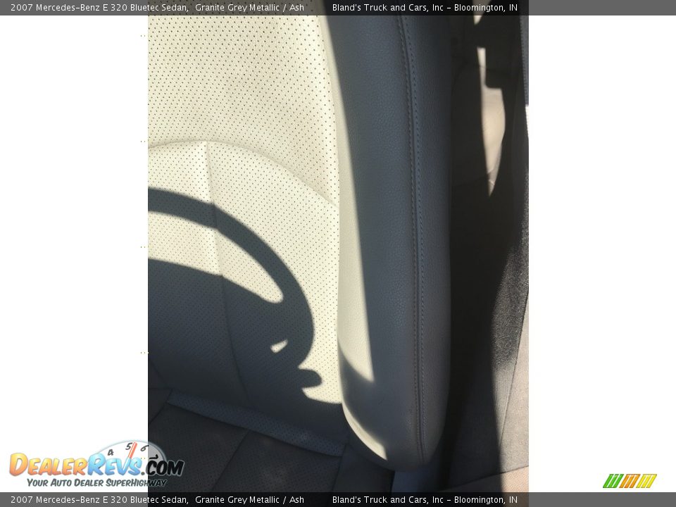 2007 Mercedes-Benz E 320 Bluetec Sedan Granite Grey Metallic / Ash Photo #32