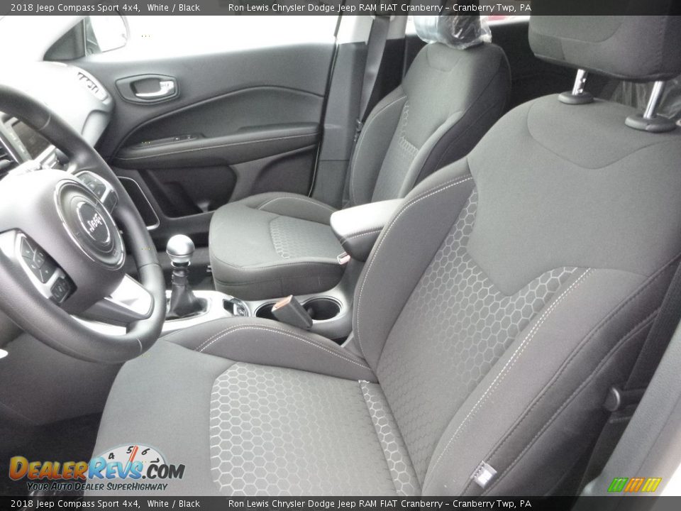 Front Seat of 2018 Jeep Compass Sport 4x4 Photo #13