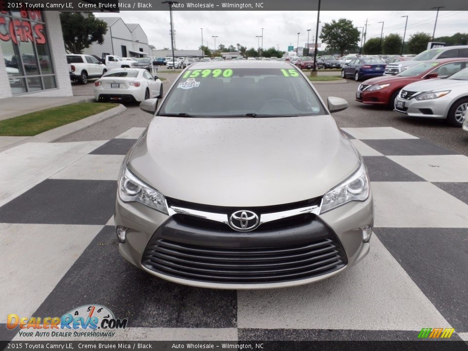 2015 Toyota Camry LE Creme Brulee Mica / Black Photo #2