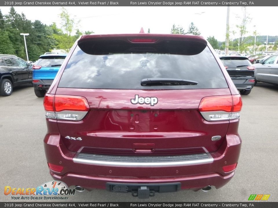 2018 Jeep Grand Cherokee Overland 4x4 Velvet Red Pearl / Black Photo #4