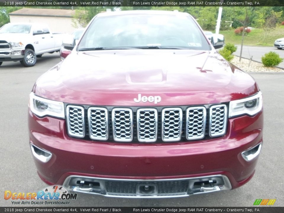 2018 Jeep Grand Cherokee Overland 4x4 Velvet Red Pearl / Black Photo #8