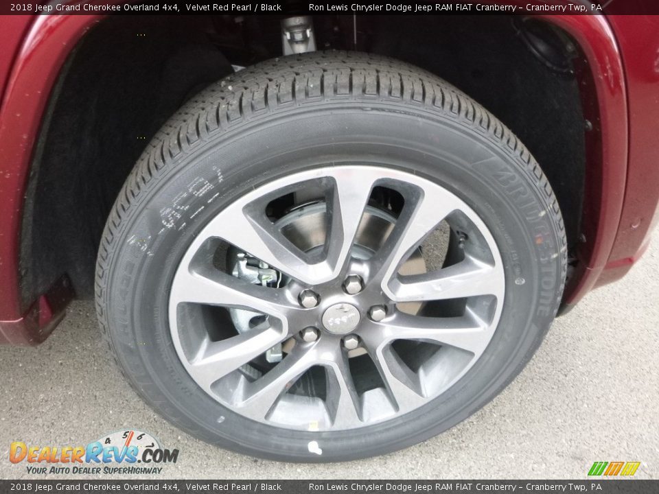 2018 Jeep Grand Cherokee Overland 4x4 Velvet Red Pearl / Black Photo #9
