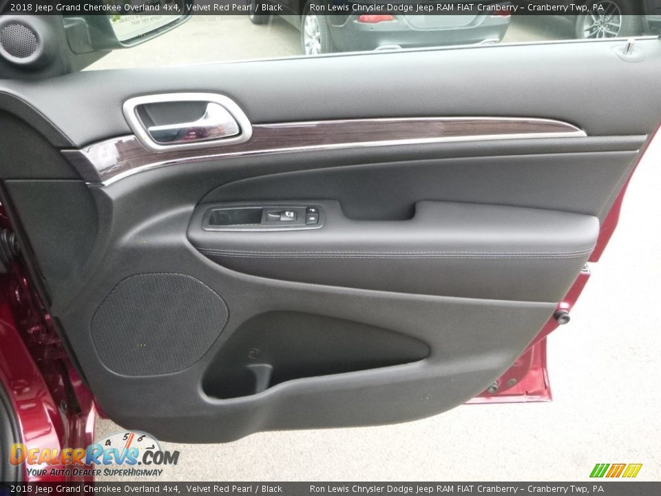 Door Panel of 2018 Jeep Grand Cherokee Overland 4x4 Photo #12