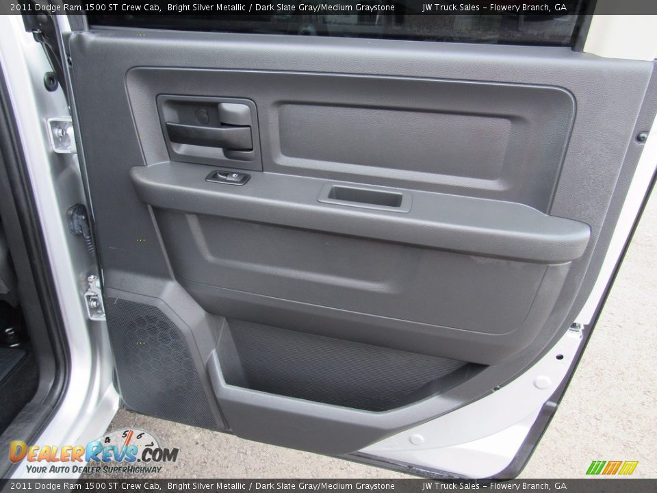 2011 Dodge Ram 1500 ST Crew Cab Bright Silver Metallic / Dark Slate Gray/Medium Graystone Photo #17