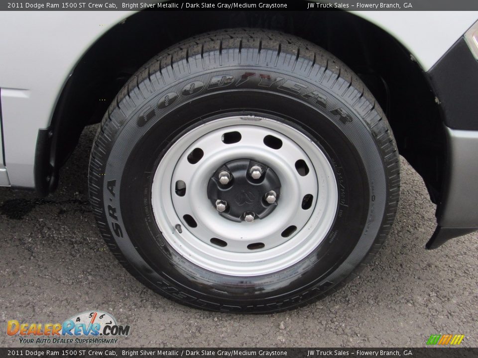 2011 Dodge Ram 1500 ST Crew Cab Bright Silver Metallic / Dark Slate Gray/Medium Graystone Photo #30