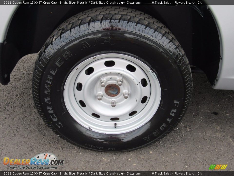 2011 Dodge Ram 1500 ST Crew Cab Bright Silver Metallic / Dark Slate Gray/Medium Graystone Photo #32