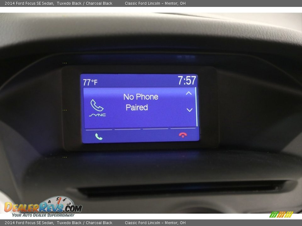 2014 Ford Focus SE Sedan Tuxedo Black / Charcoal Black Photo #10