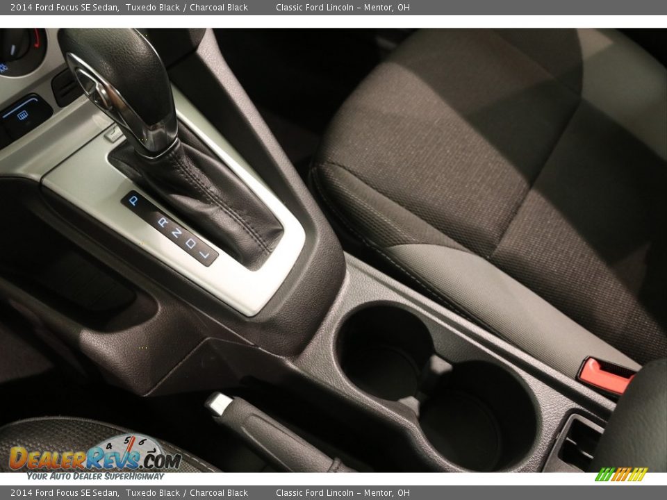 2014 Ford Focus SE Sedan Tuxedo Black / Charcoal Black Photo #11