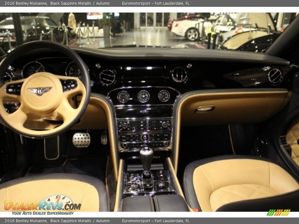 Dashboard of 2016 Bentley Mulsanne  Photo #5