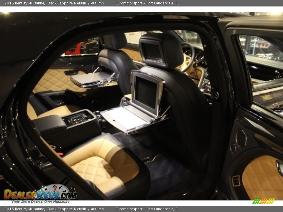 Rear Seat of 2016 Bentley Mulsanne  Photo #21