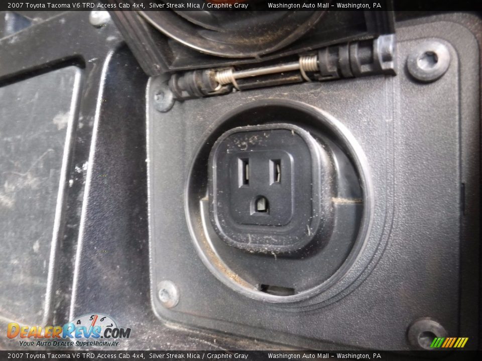 2007 Toyota Tacoma V6 TRD Access Cab 4x4 Silver Streak Mica / Graphite Gray Photo #13
