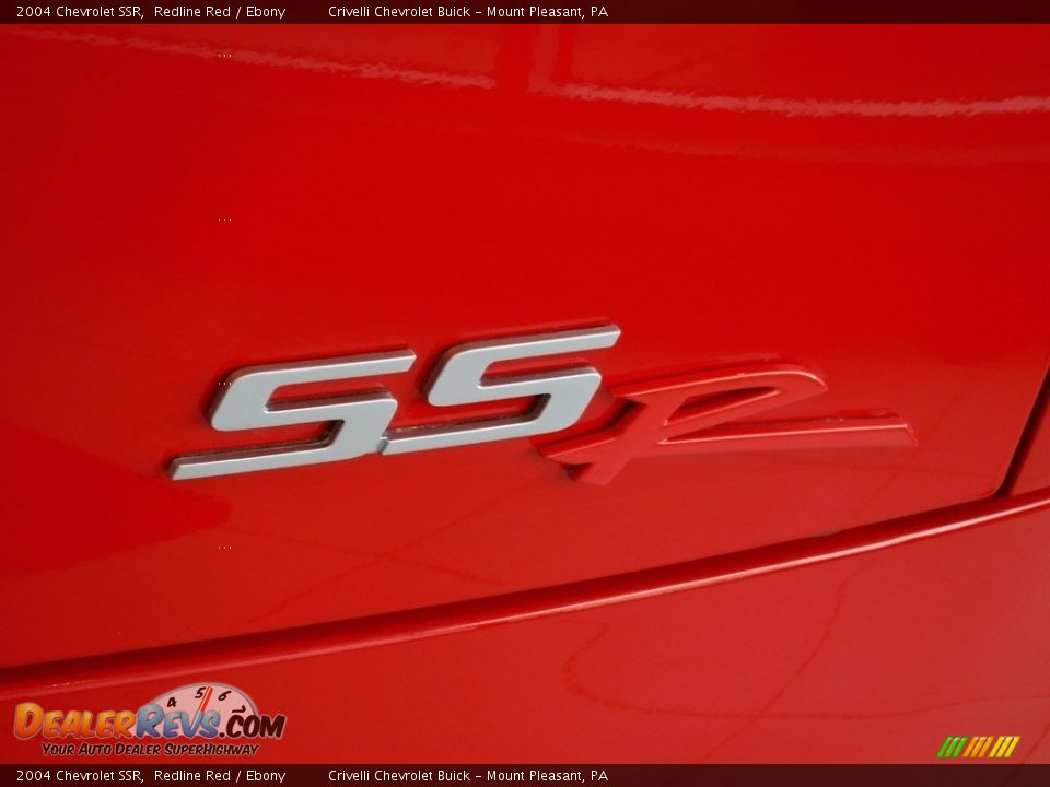 2004 Chevrolet SSR Redline Red / Ebony Photo #19