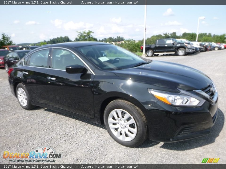 2017 Nissan Altima 2.5 S Super Black / Charcoal Photo #1