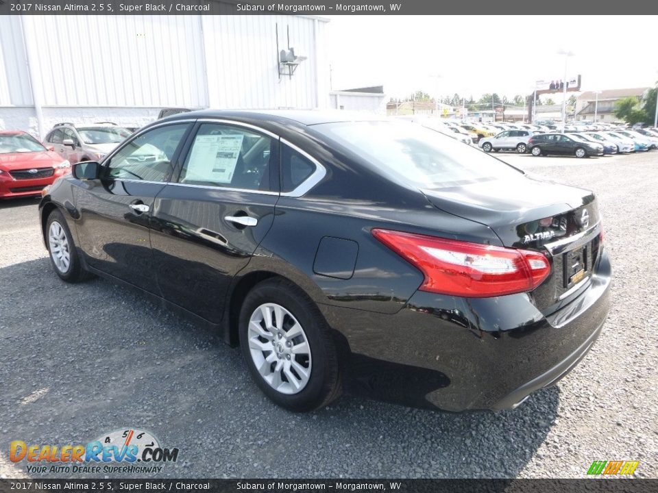2017 Nissan Altima 2.5 S Super Black / Charcoal Photo #6