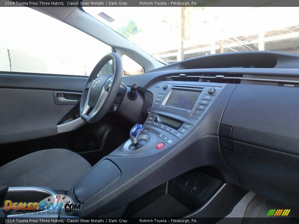 2014 Toyota Prius Three Hybrid Classic Silver Metallic / Dark Gray Photo #11