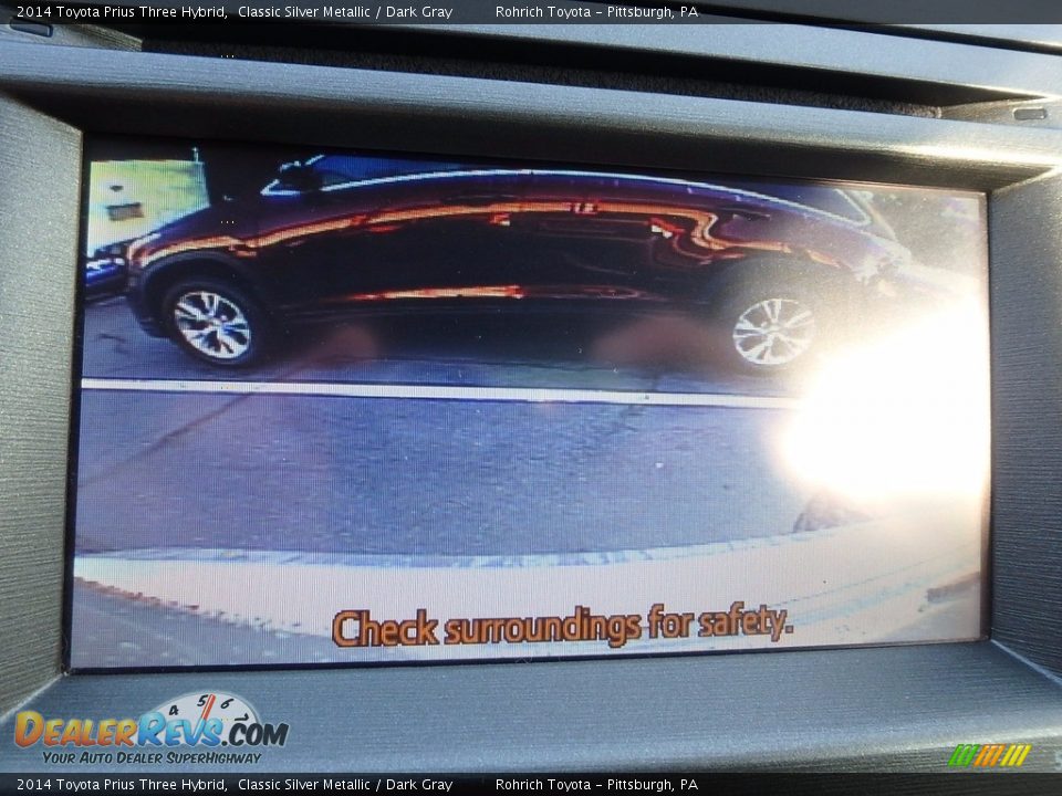 2014 Toyota Prius Three Hybrid Classic Silver Metallic / Dark Gray Photo #24