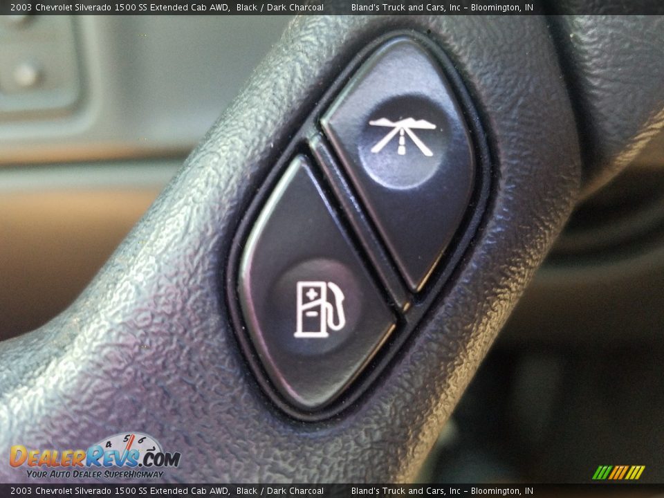 2003 Chevrolet Silverado 1500 SS Extended Cab AWD Black / Dark Charcoal Photo #21