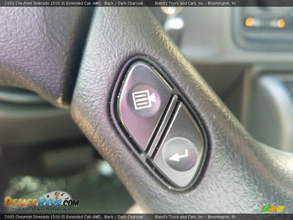 2003 Chevrolet Silverado 1500 SS Extended Cab AWD Black / Dark Charcoal Photo #22