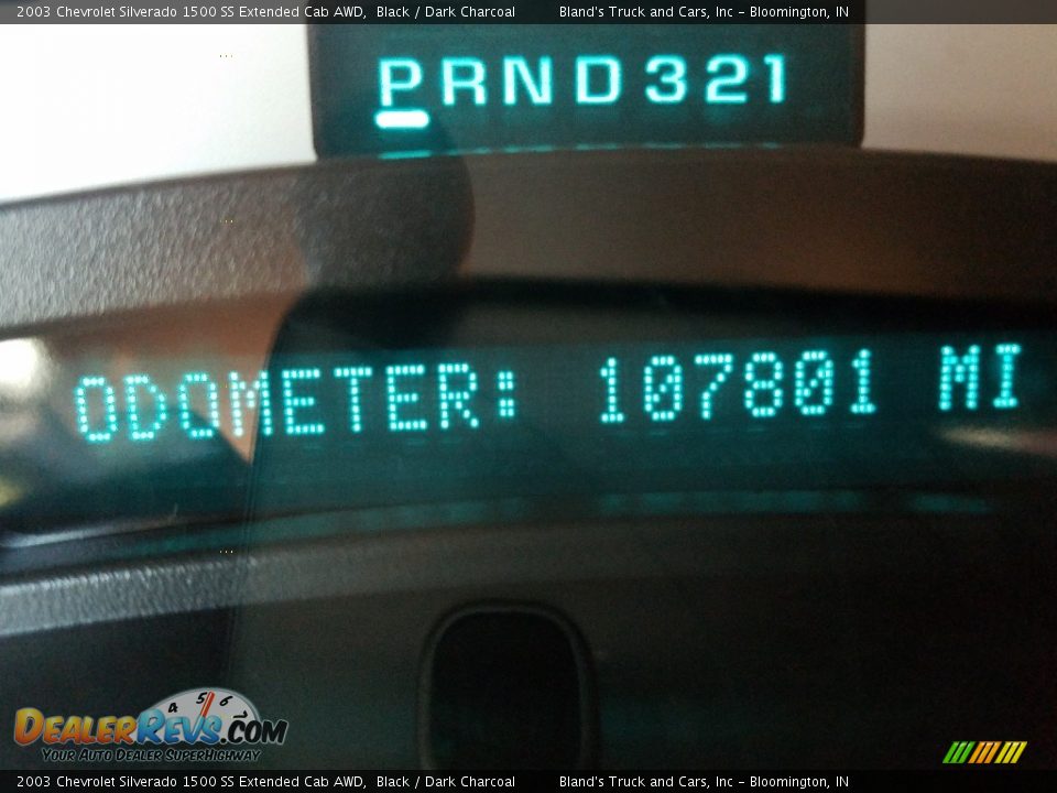 2003 Chevrolet Silverado 1500 SS Extended Cab AWD Black / Dark Charcoal Photo #24