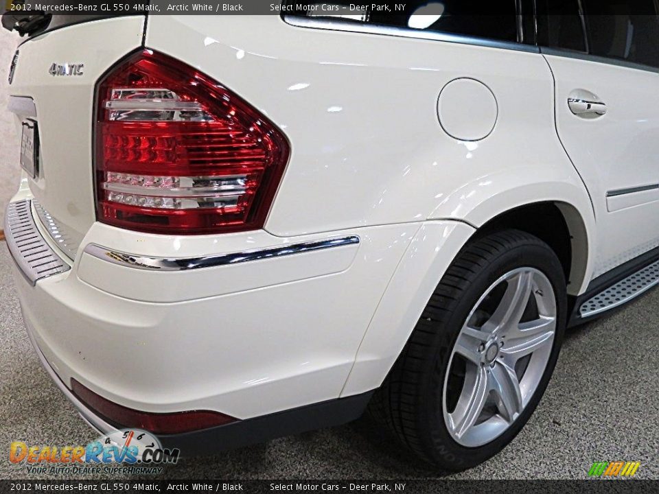 2012 Mercedes-Benz GL 550 4Matic Arctic White / Black Photo #6